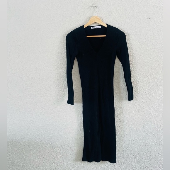 Zara Black V-Neck Ribbed Fitted Midi Dress - Picture 1 of 8